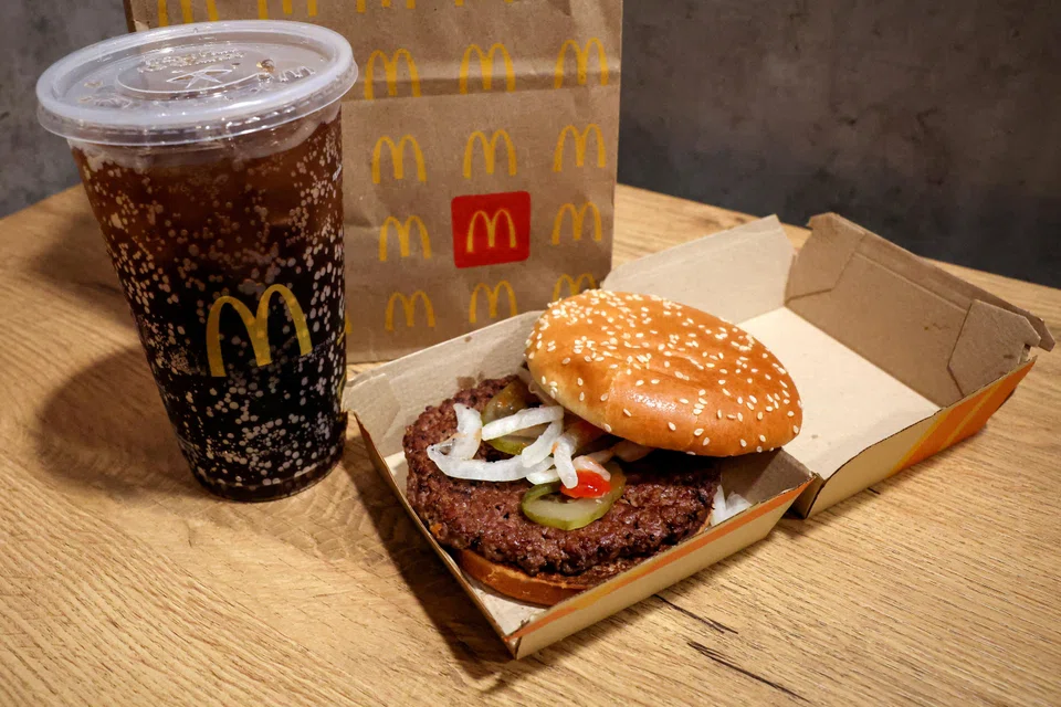 Slivered onions used in the Quarter Pounder was the likely source of the outbreak and it was supplied by a single supplier that serves three distribution centres, initial findings of the FDA as well as the company showed.