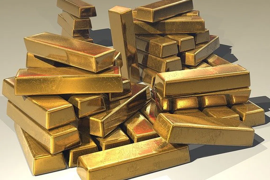 Performing well with gold requires epic market timing, the writer argues.