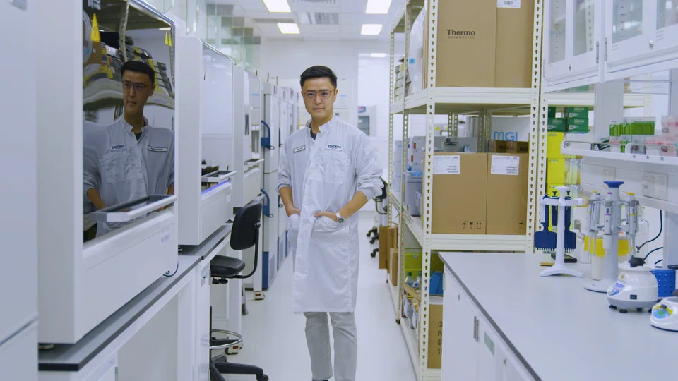 Before he co-founded Mirxes, Zhou Lihan led a research team at A*Star. Mirxes gave him his first commercial role and it required him to learn on the job. 