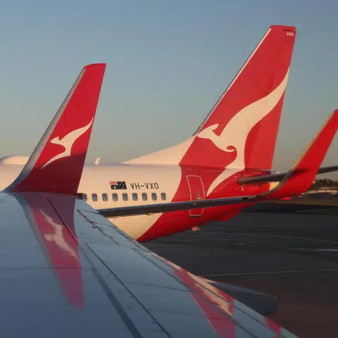 Qantas to start Singapore cabin crew base from Sept