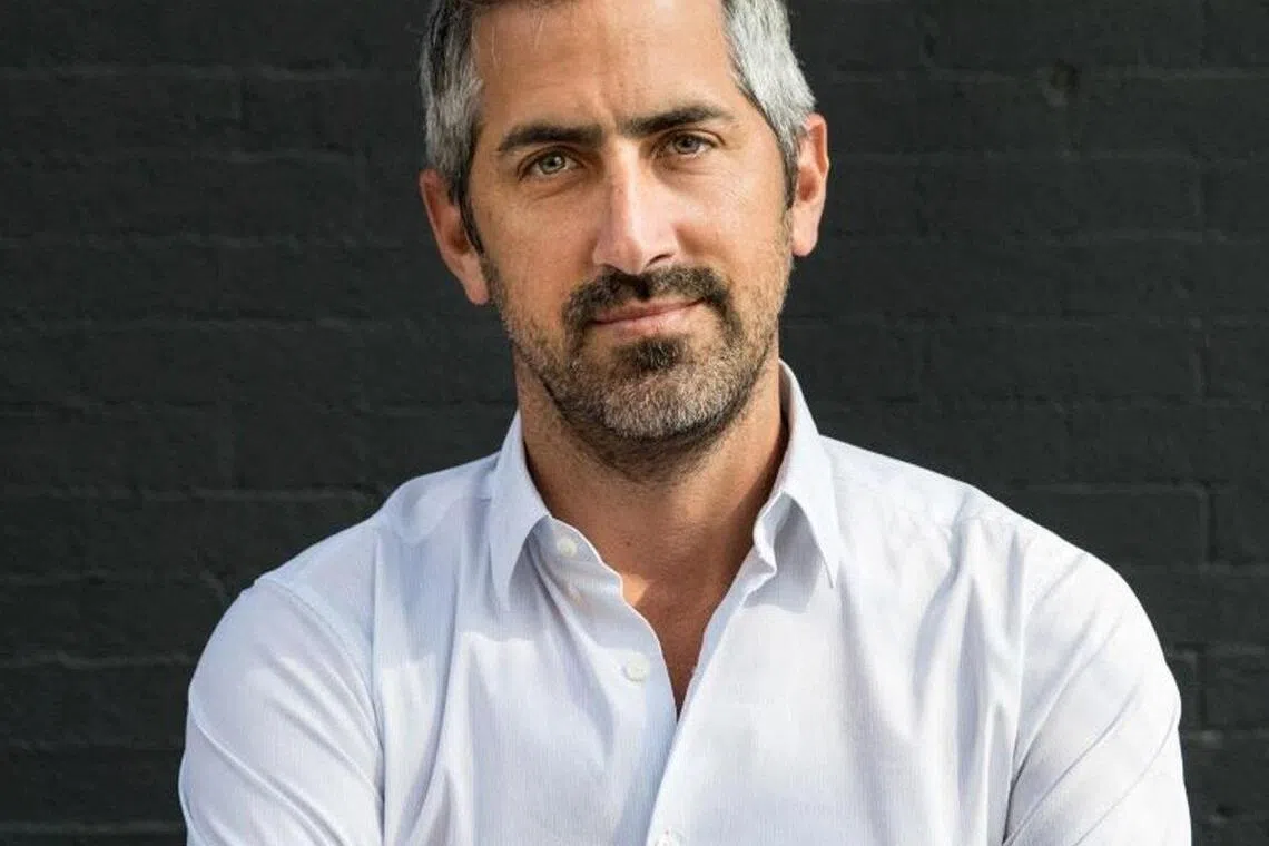 Nir Bar Dea, CEO of Bridgewater Associates, says in an internal memo: "We are going to make more than half the company real owners of Bridgewater."