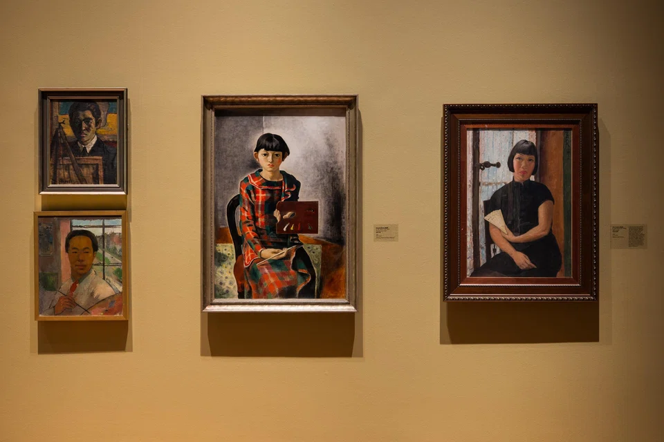Portraits of artists who transcended their outsider status, showcased at National Gallery Singapore. 