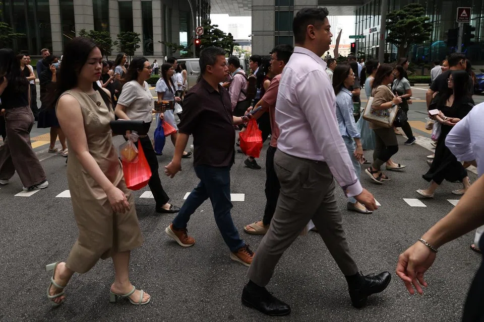 From January 2027, new EP applicants outside the financial services sector will face a higher qualifying salary of S$6,000, up from S$5,600.