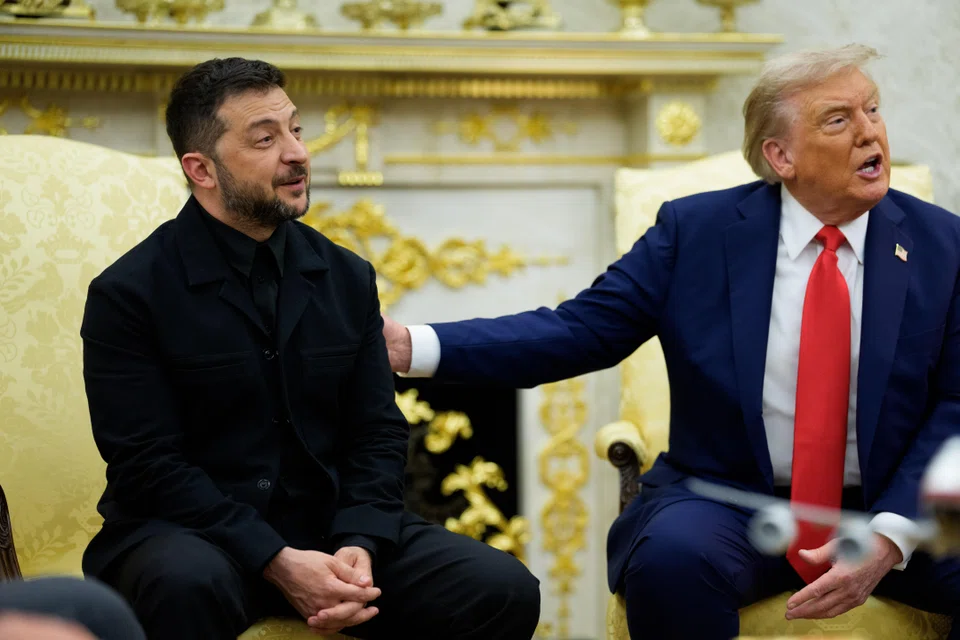 The latest meeting between (from left) Ukrainian President Volodymyr Zelensky and US President Donald Trump was starkly different in tone from their previous encounter in February.