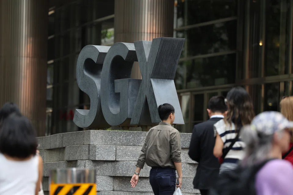 On the Singapore Exchange, gainers outnumber losers 59 to 36. 