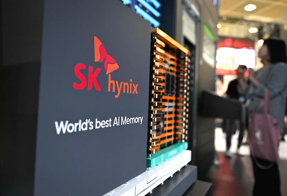 SK Hynix reported a 9.2 trillion won (S$8.5 billion) operating profit for the April-June period versus 5.5 trillion won a year earlier.