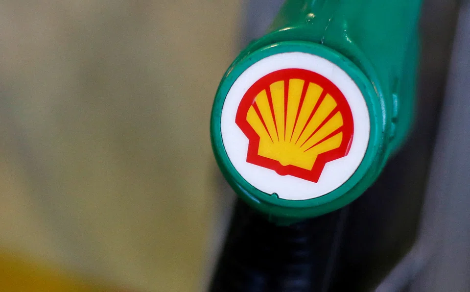 Shell's first-quarter adjusted earnings rose 43 per cent from the previous quarter to US$9.13 billion, above an average analyst forecast provided by the company for a US$8.67 billion profit.