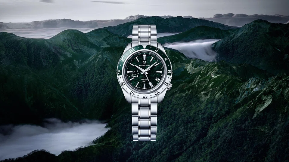  The Grand Seiko Spring Drive GMT SBGE295 is inspired by Mount Hotaka.