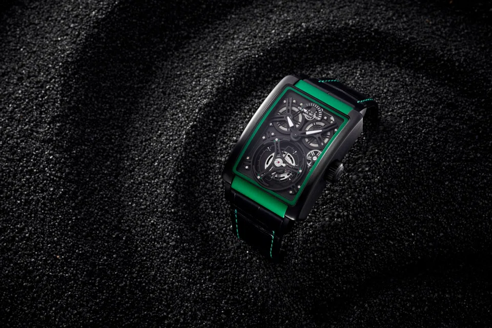 Franck Muller’s Giga tourbillon movement flaunts a large 20 mm cage.