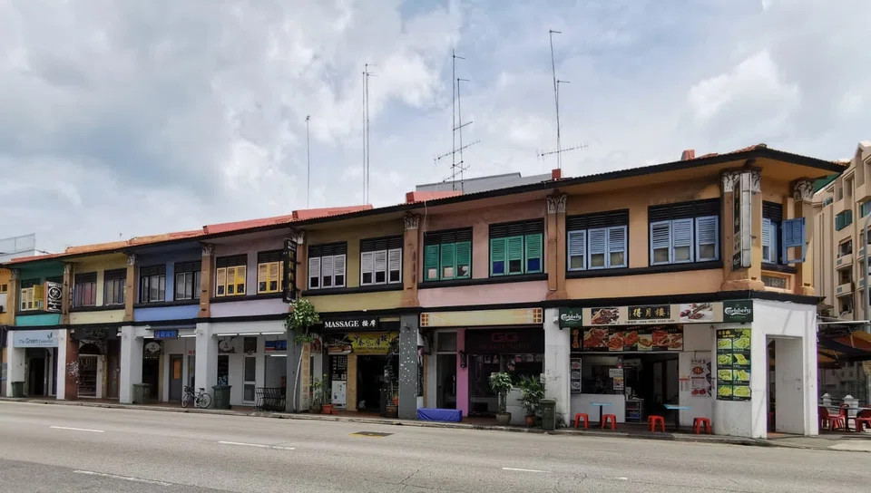 The 7 shophouses each have 2 floors and sit on a freehold site spanning 10,520 square feet zoned for commercial use.