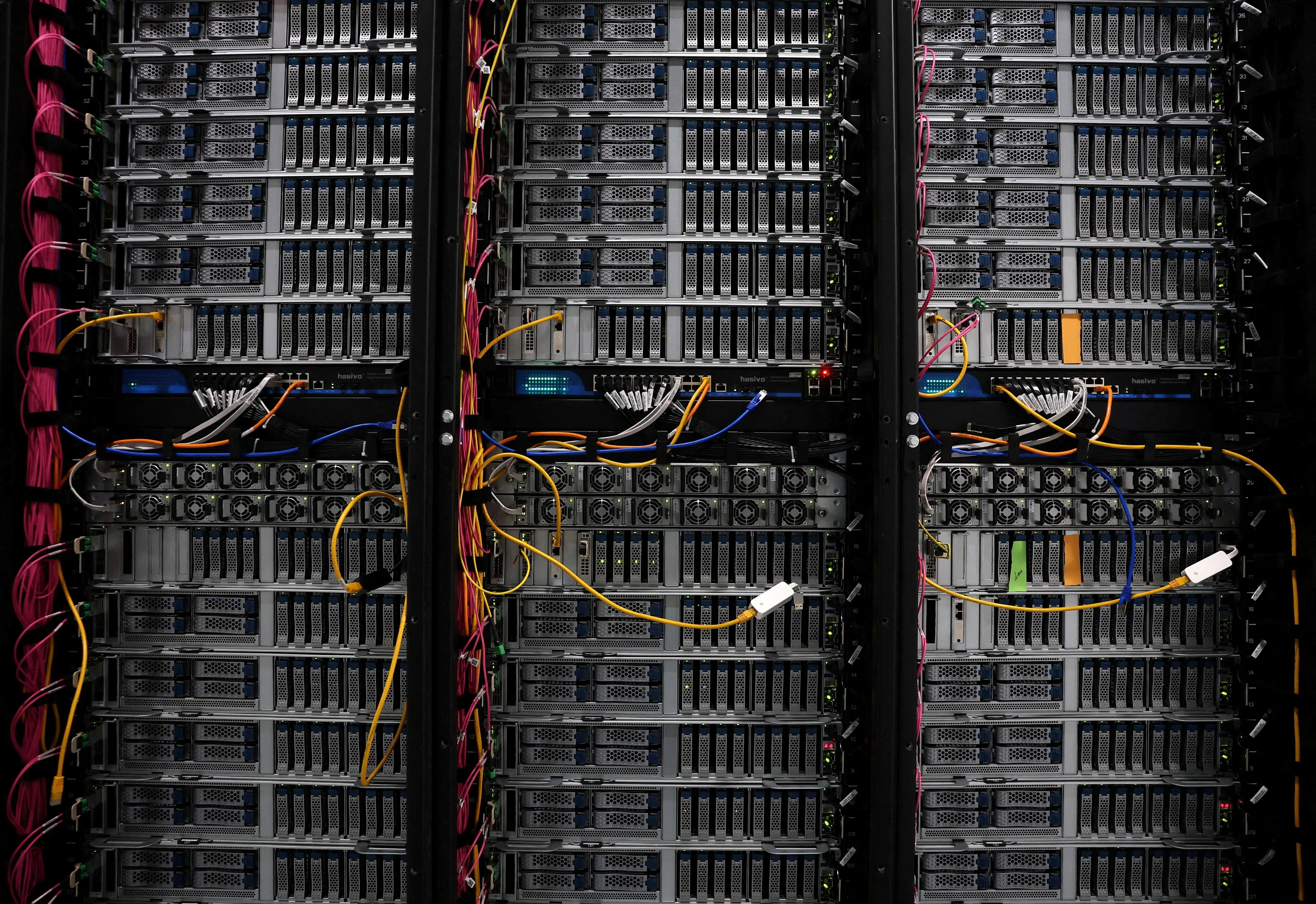 Abu Dhabi's G42 leads US$1 billion data centre project in Vietnam - The  Business Times