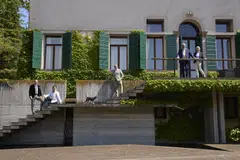 Tod’s shot its  Fall/Winter 2024/2025 campaign at the Businaro family mansion in Padua, Italy. 