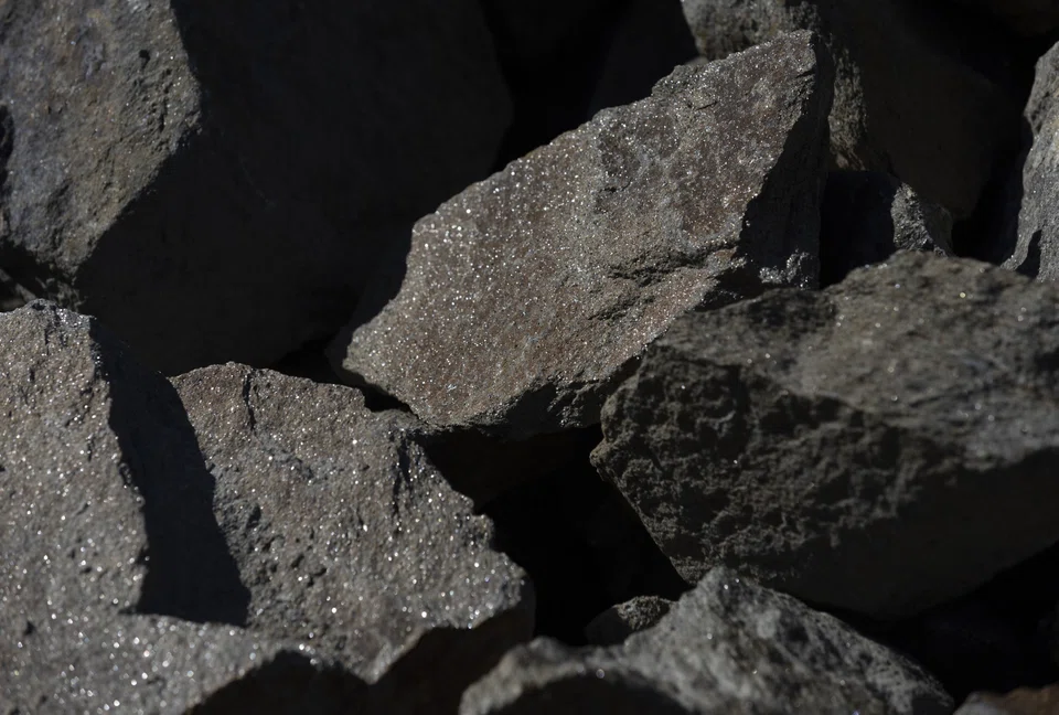 The anti-dumping duty on graphite is set to increase tensions along the global electric-vehicle supply chain.