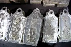 Silver often moves in tandem with gold, sharing its strong negative correlation with the US dollar and Fed interest rates. 