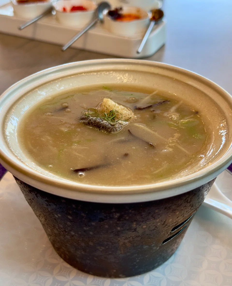 Collagen-rich milky fish bone broth.