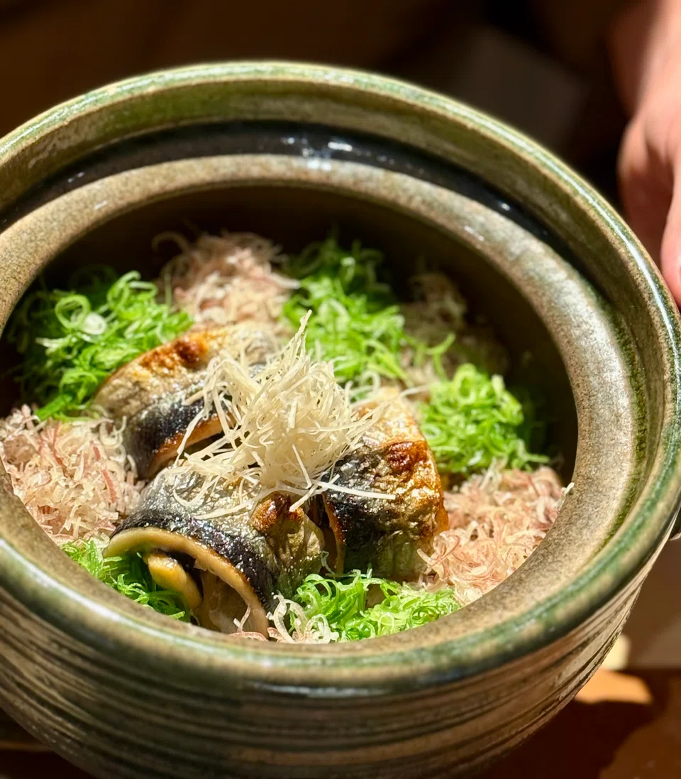 Sanma (mackerel) donabe.
