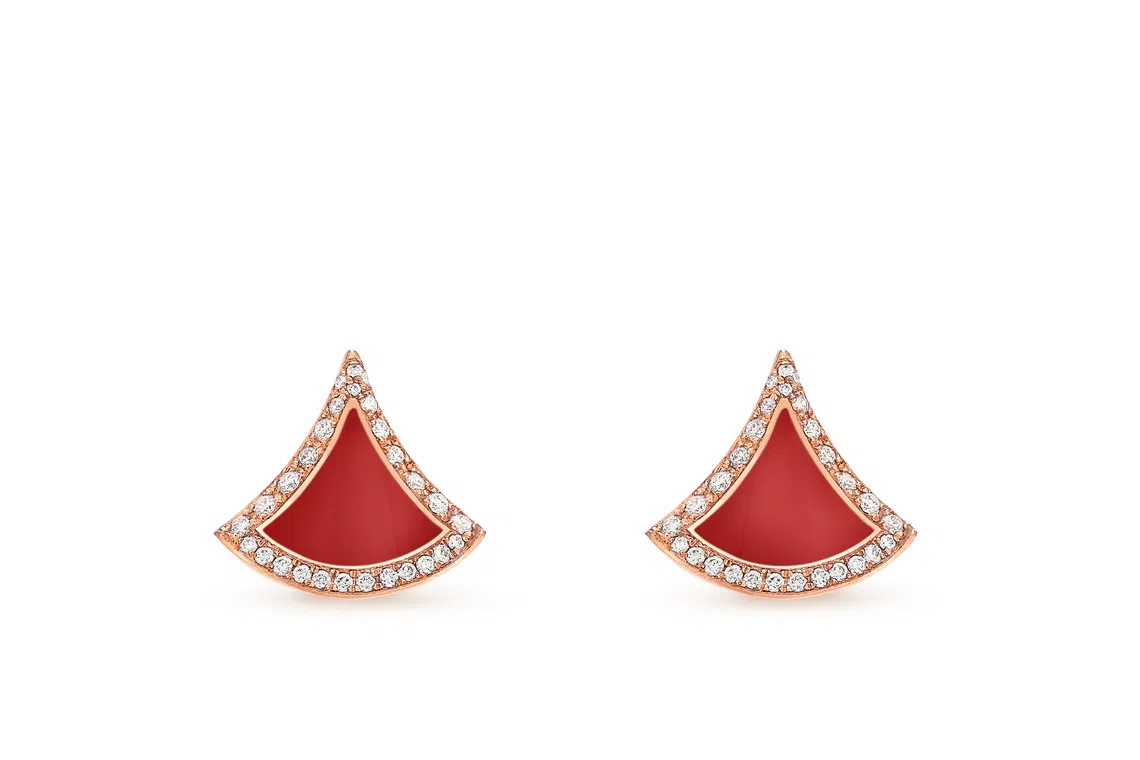 Diva's Dream earrings in rose gold with carnelian and diamonds. 