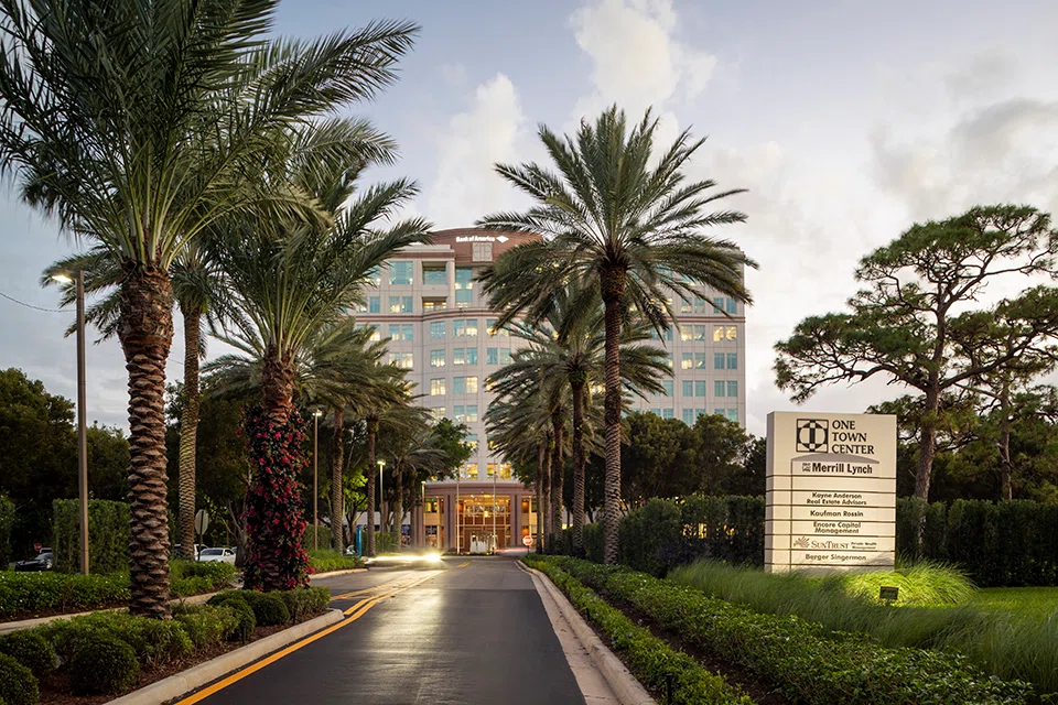 Prime US Reit's 2 new assets, One Town Center (above) in Florida and Sorrento Towers in California contributed to the rise in distributable income for Q1 2022 by 19 per cent to US$20.9 million, the manager noted. 