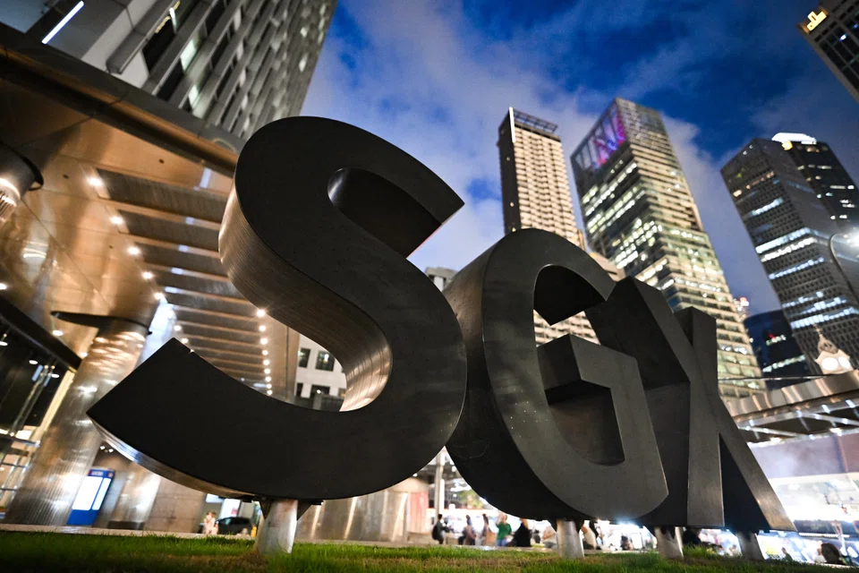 OCBC was the biggest loser on the STI, falling 4.3% or S$0.66 to S$14.81.