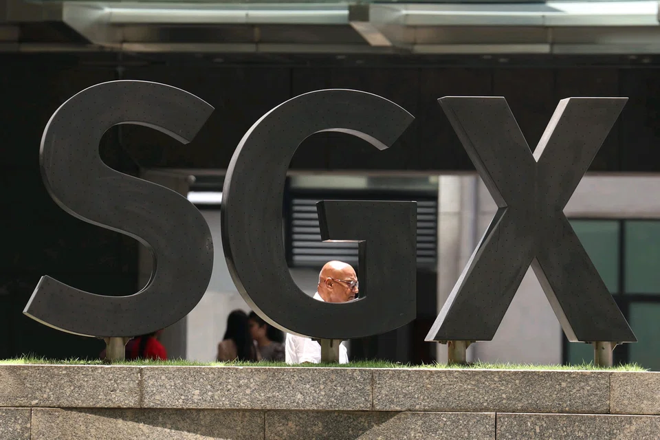 Over the five trading sessions from Jul 25 to 31, institutions were net sellers of Singapore stocks, with a net institutional outflow of S$351 million.