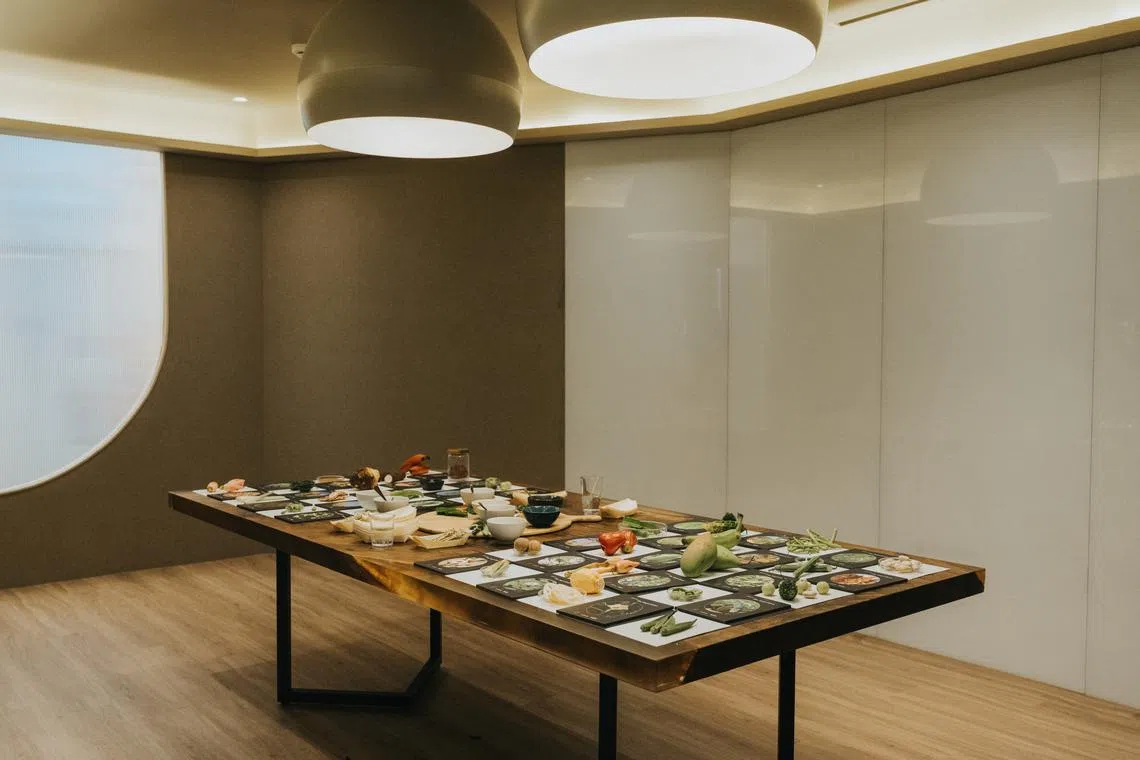 The Future of Food analyses food sustainability through food-tasting sessions and panel discussions.