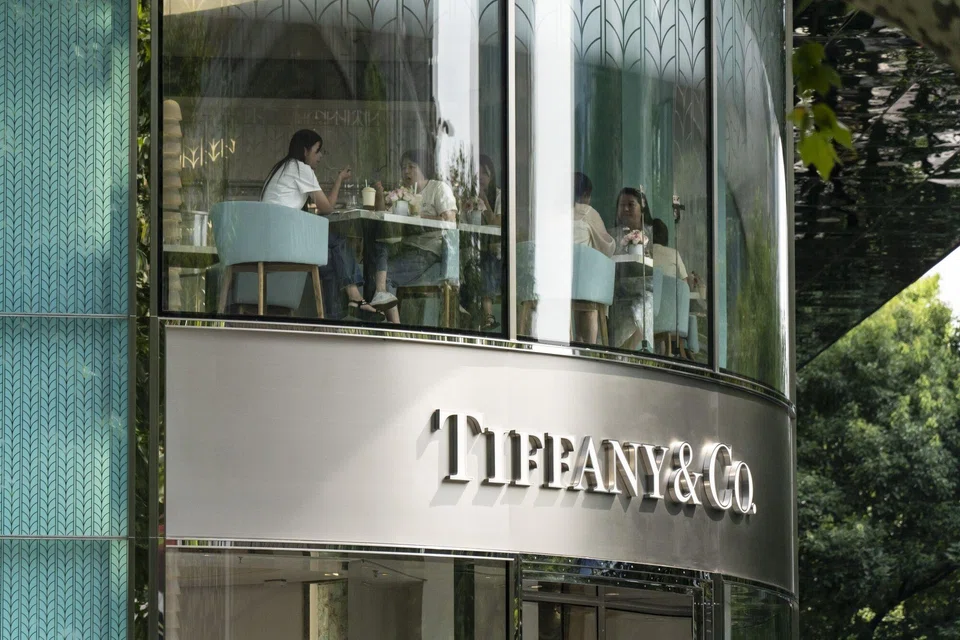 Tiffany & Co, LVMH’s premium jewellery brand, is seeking to halve the size of its flagship Shanghai outlet, Bloomberg has reported.