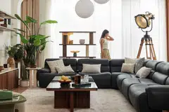 One of the furniture industry's challenges is the cost of showroom rentals. 