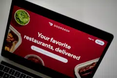 In a tentative ruling Friday (Sep 23), Superior Court Judge Richard Ulmer rejected the San Francisco-based company’s request to dismiss the wrongful death lawsuit, which DoorDash said shouldn’t have been brought in California.