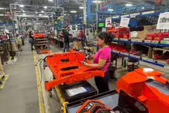 The US Composite PMI Output Index, which tracks the manufacturing and services sectors, increased to 54.8 from 54.6 in October. 