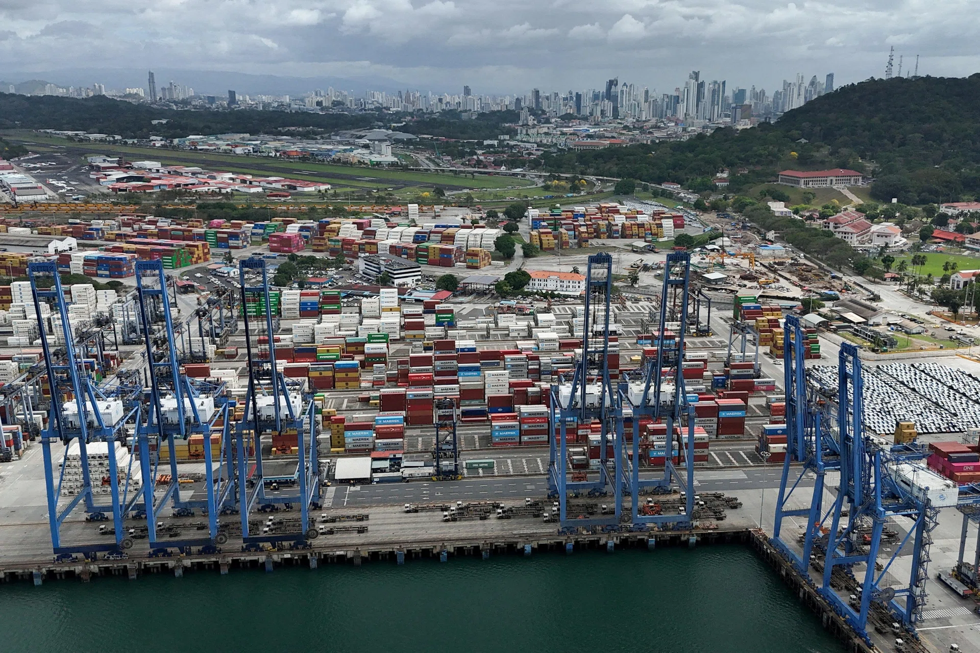 China detaining Panama-flagged ships amid battle over port control
