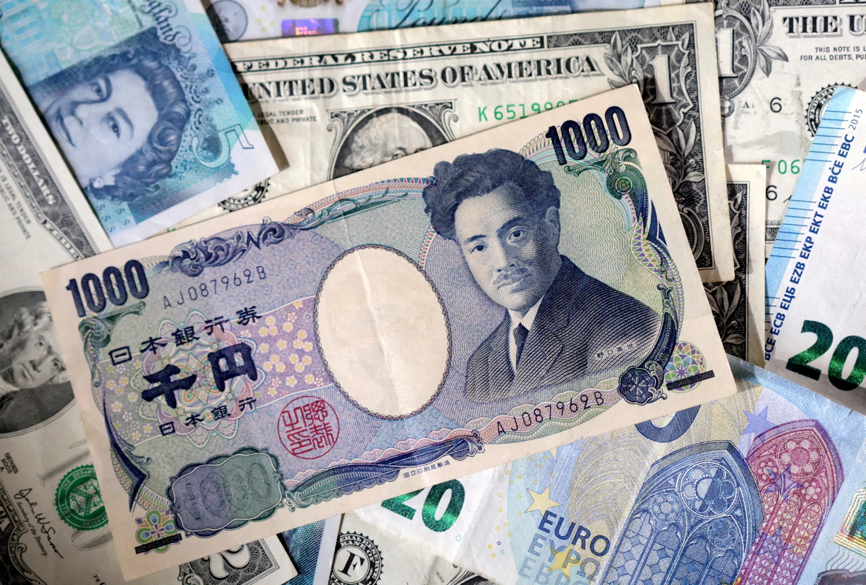 Yen hits 40-year low in historic slide that’s rattled Japan