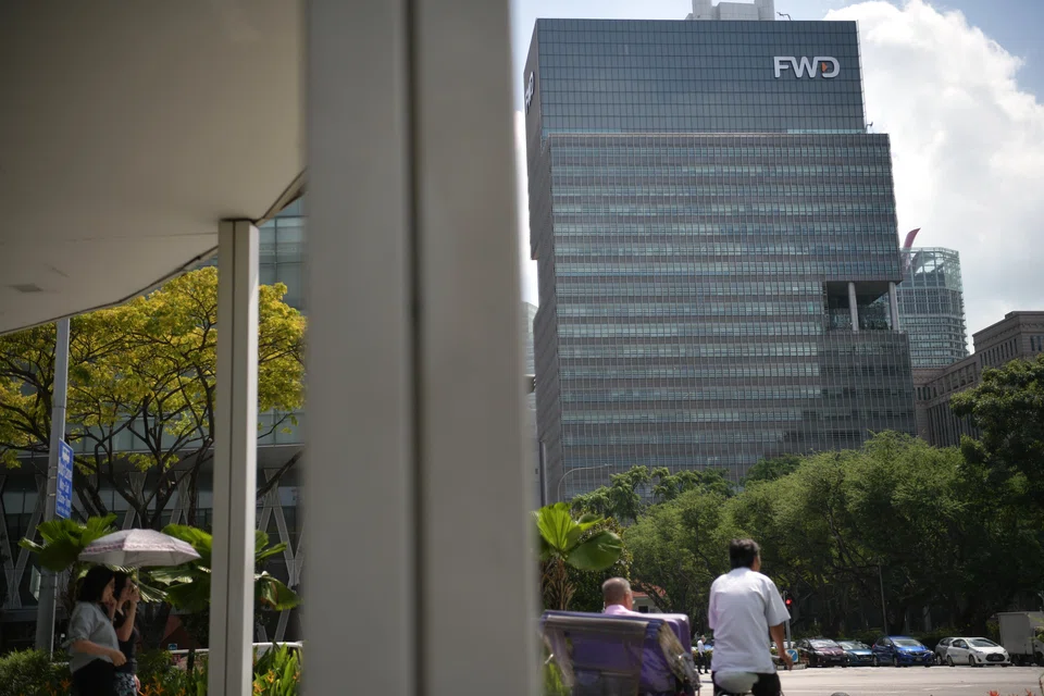 FWD is seeking to raise about US$1 billion in its Hong Kong offering, Bloomberg News has reported.