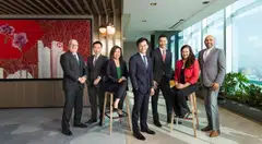 Tommy Leung (Head of Global Private Banking, South Asia) pictured in centre, with Chris Harwood (Global Market Manager, ASEAN, Australia and Japan), Eng Chien Chan (Market Head Taiwan and Co-Head Offshore China), Mary Chan (Head of Wealth Planning, Southeast Asia), Michael Chng (Head of Investment Counselling, Southeast Asia), Sharnika Silva (Head of Trust and Fiduciary Services, Southeast Asia) and Gautam Anand (Global Coordinator for Global India, MENA and Europe).