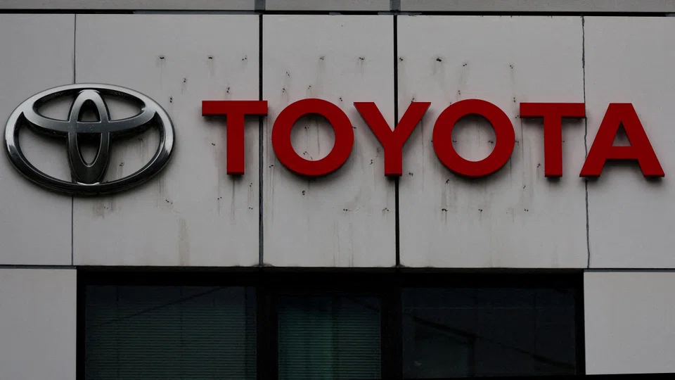 The bid for Toyota Industries, a maker of looms and forklifts that fathered Toyota Motor has drawn criticism from investors who say the 4.7 trillion yen price undervalues the company. 