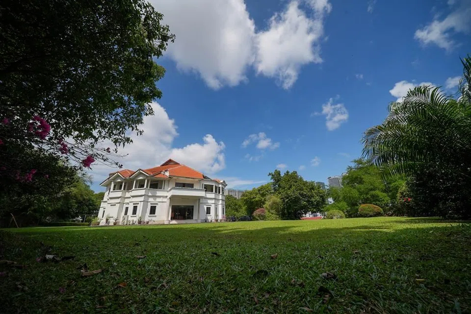 The bungalow was previously the residence of Cheong Eak Chong, one of Singapore's pioneer real estate developers and founder of Hong Fok Corporation and Tian Teck group.