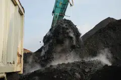 Tthe government in Jakarta is considering export levies on coal, which will only weaken the fuel’s attractiveness for buyers in China. 