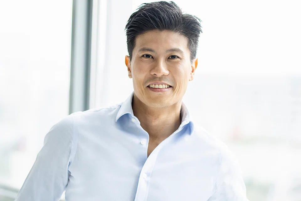 Tan Jenn-hui says the just transition is a helpful part of Fidelity’s analytical toolkit, as it helps the manager understand the challenges investee companies face when they undertake their decarbonisation journeys. 