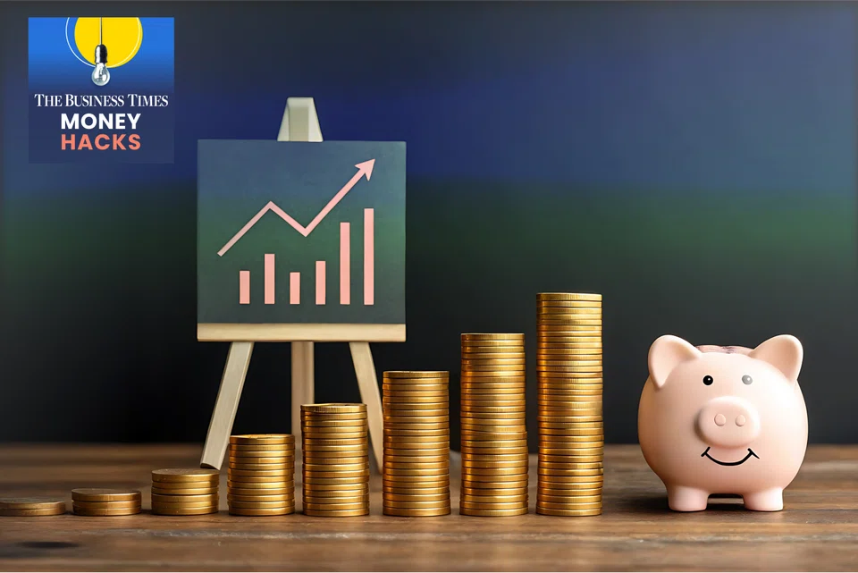 How do core and satellite strategies adapt to varying market conditions?