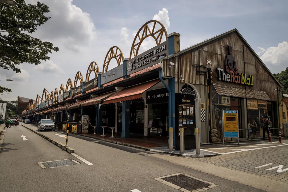 The Rail Mall is on a site sold by the state with 99-year leasehold tenure from March 1947; this leaves a balance of about 21 years and nine months.