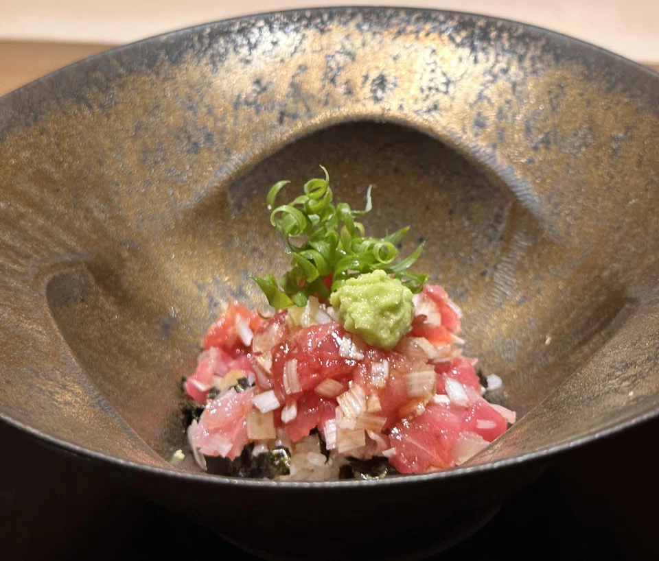 Negitoro is the star of the meal.