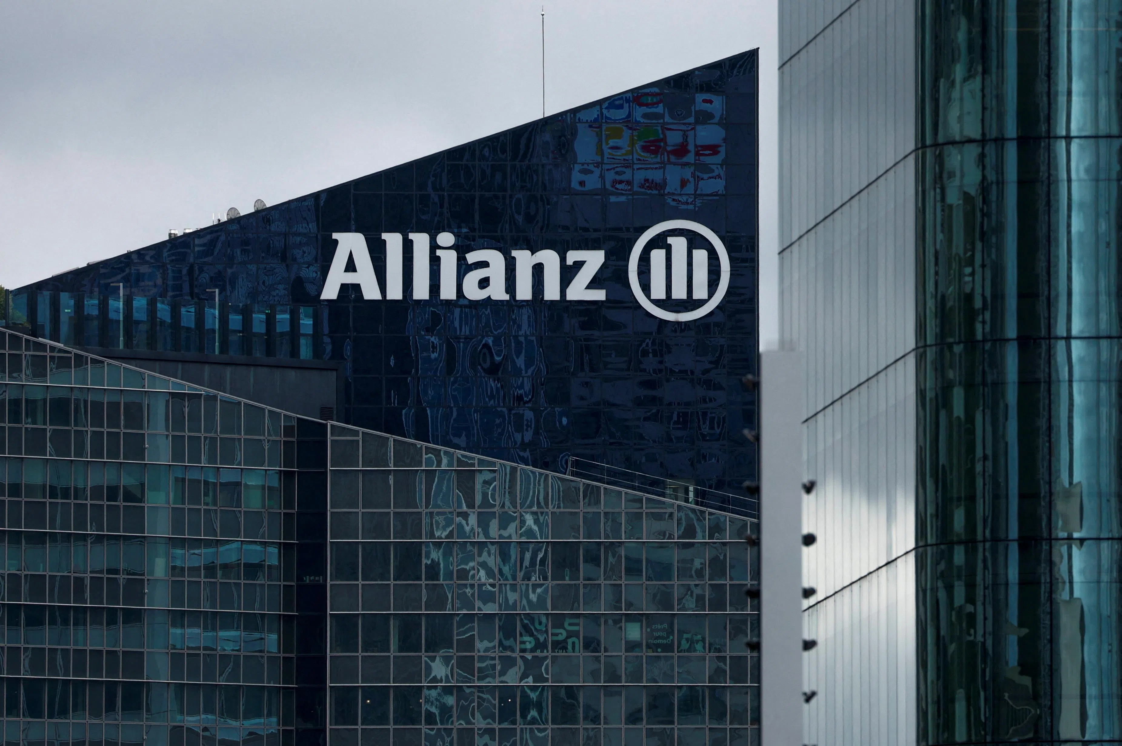 Allianz Q2 net profit up better-than-expected 7.5%; affirms targets