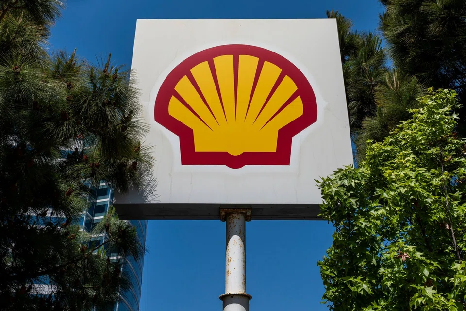 A Shell gas station in Emeryville, California, US, on Thursday, May 1, 2025. Shell Plc is expected to release earnings figures on May 2. Photographer: David Paul Morris/Bloomberg