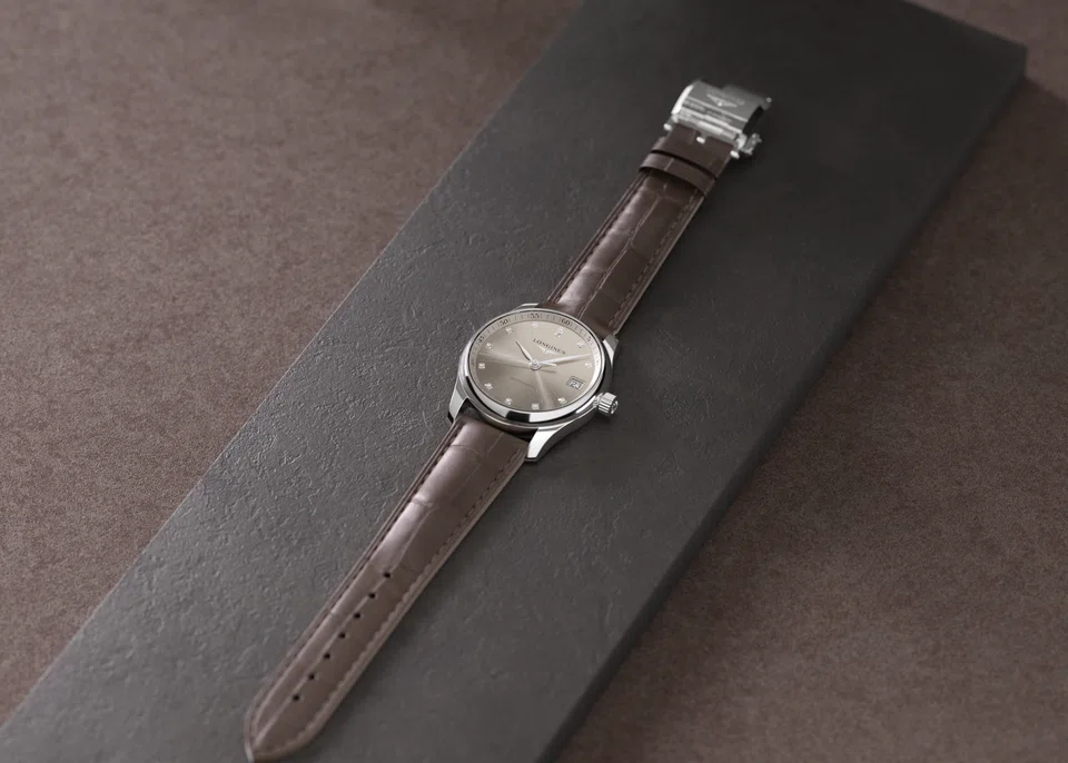 The new 34 mm Master watches for ladies belie their dainty dimensions with quiet power.