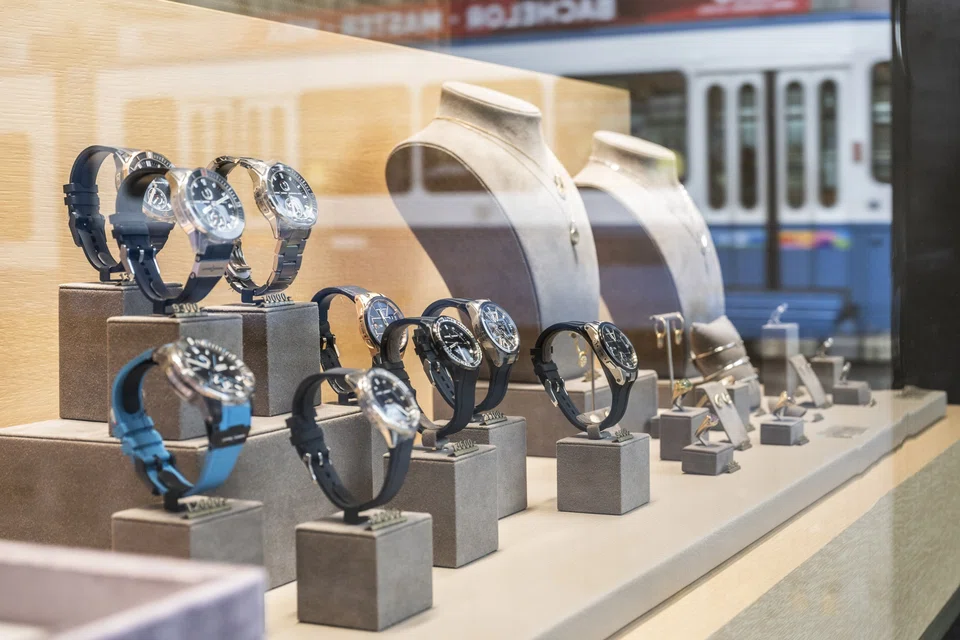 Exports dropped 3.8 per cent by value in February to 2.15 billion Swiss francs (S$3.3 billion) from a year earlier, the Federation of the Swiss Watch Industry says.