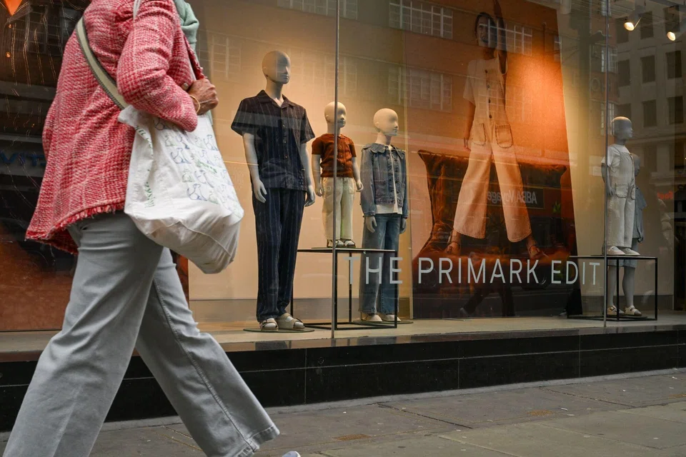 Short-term inflation expectations fell to 5 per cent in April from 5.4 per cent in March.