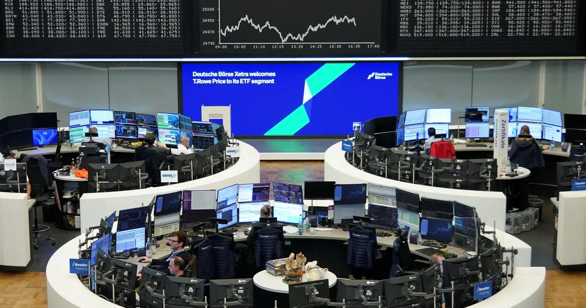 European shares close lower as banks drop to 3-month lows, oil prices weigh
