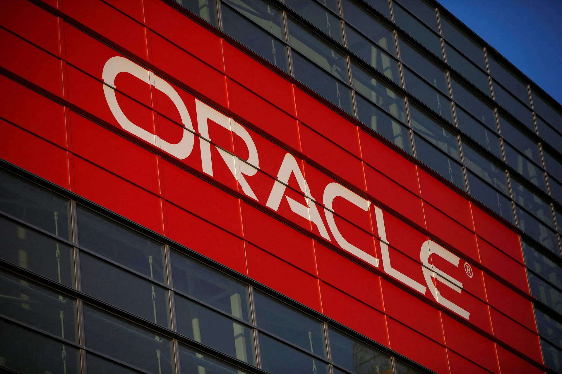 Oracle sees US$104 billion sales in fiscal 2029 on cloud expansion ...