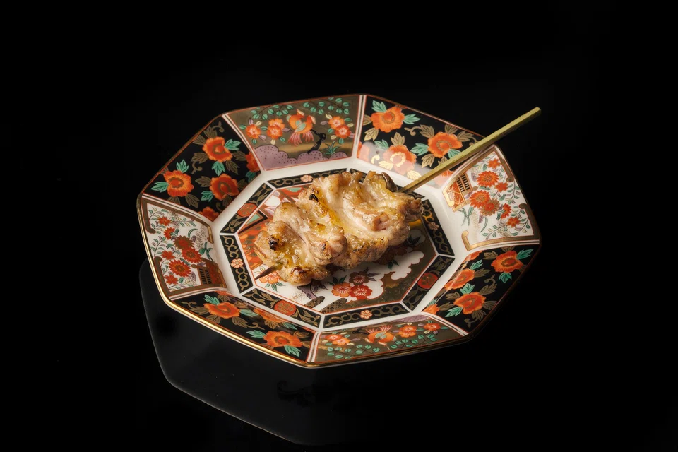 A juicy skewer of chicken neck or seseri.