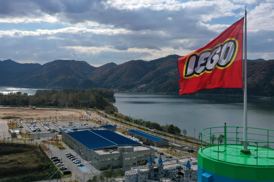 Gangwon province, the municipality where the Legoland  theme park is based and which was the guarantor of the securities, missed the repayment of 205 billion won of PF-ABCP in late September. 