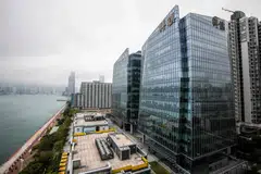 Hong Kong Metropolitan University offered about HK$2.6 billion for Cheung Kei Center, outbidding the likes of state-owned China Mobile Hong Kong.